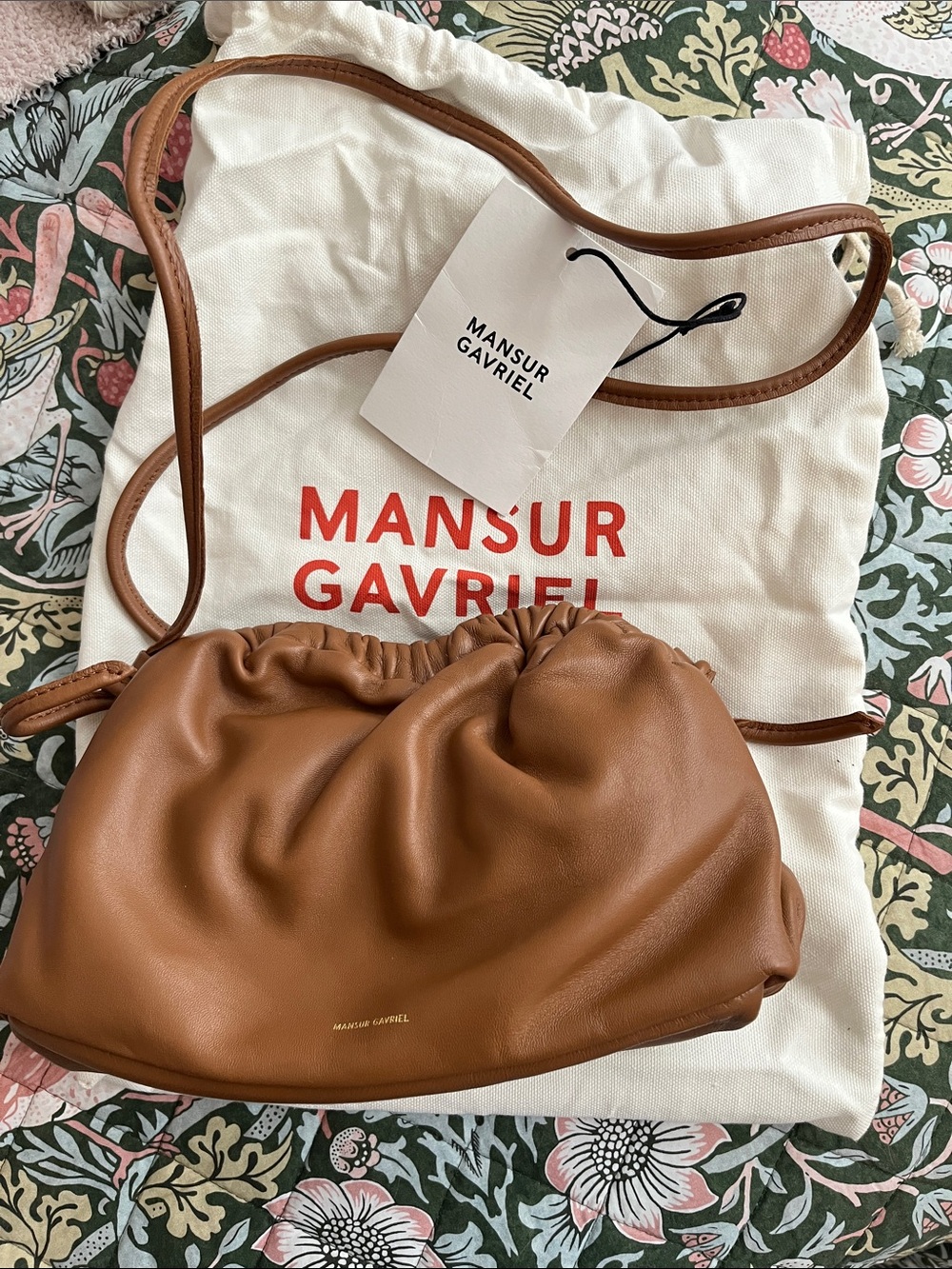 Mansur Gavriel Mini Cloud in Camel